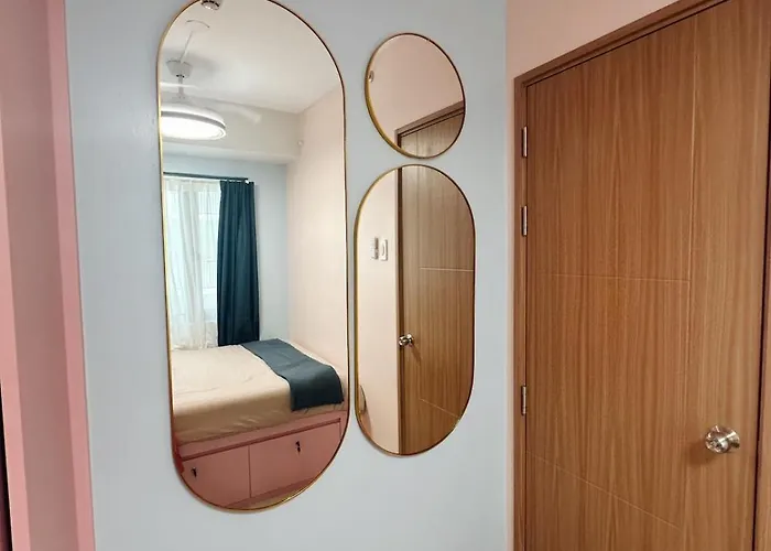 The Ritz Place At Shore 3 Residences Apartment