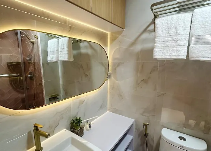 The Ritz Place At Shore 3 Residences Apartment