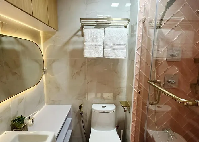 The Ritz Place At Shore 3 Residences Apartment